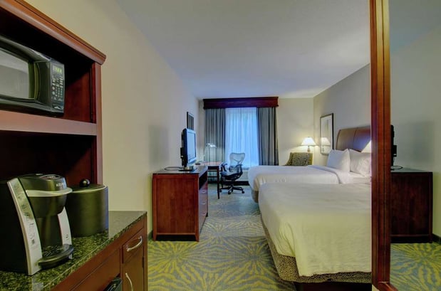 Images Hilton Garden Inn Norwalk