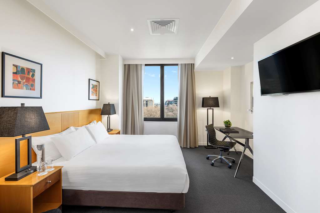 Images Radisson Hotel on Flagstaff Gardens Melbourne