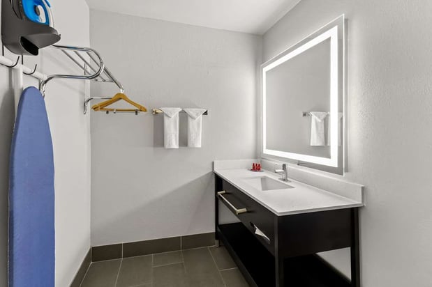 Images SureStay by Best Western Phoenix Airport