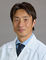portrait of Hiro Kawata MD