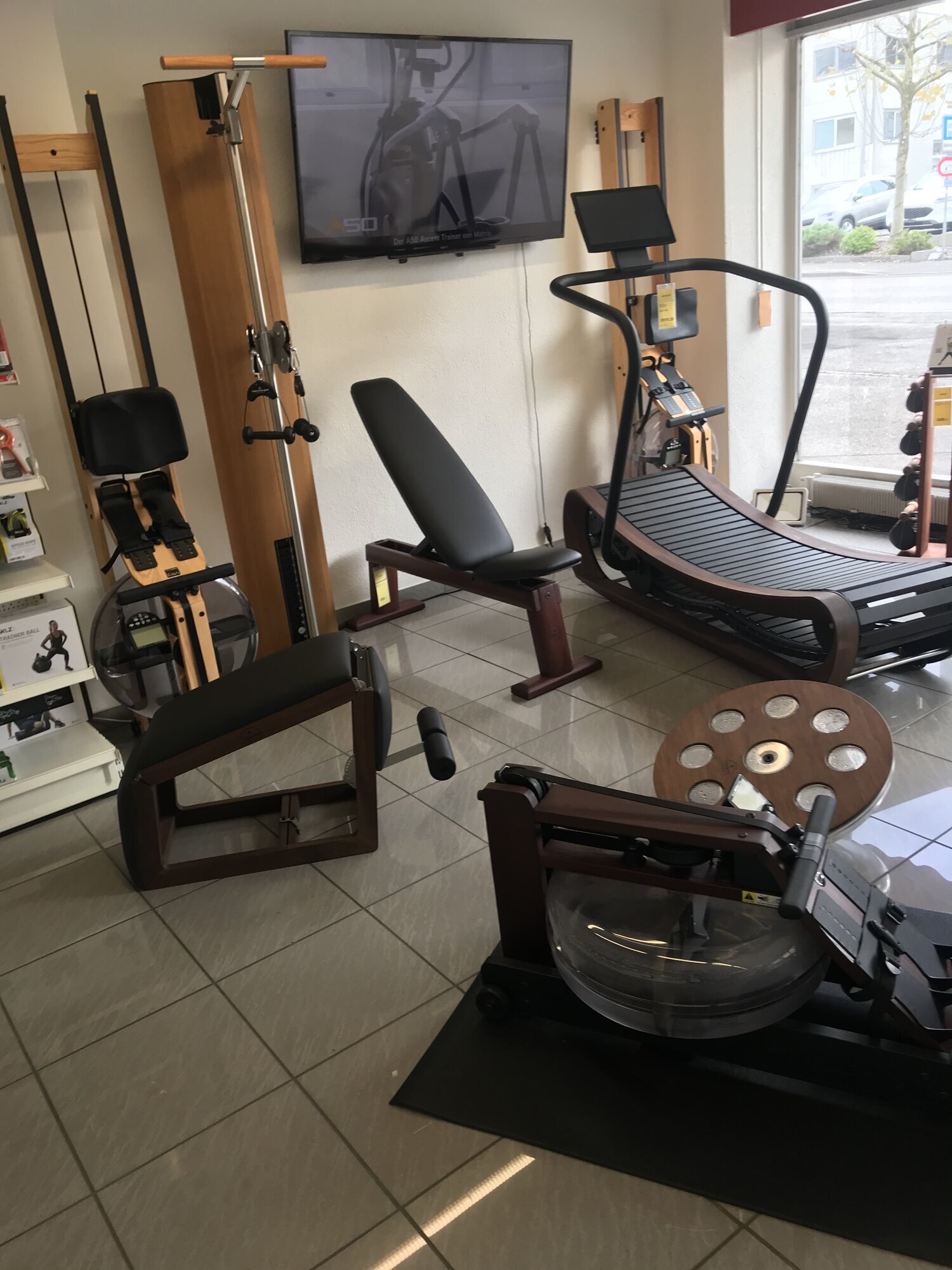 Bilder Shark Fitness AG - Shark Fitness Shop Wettingen