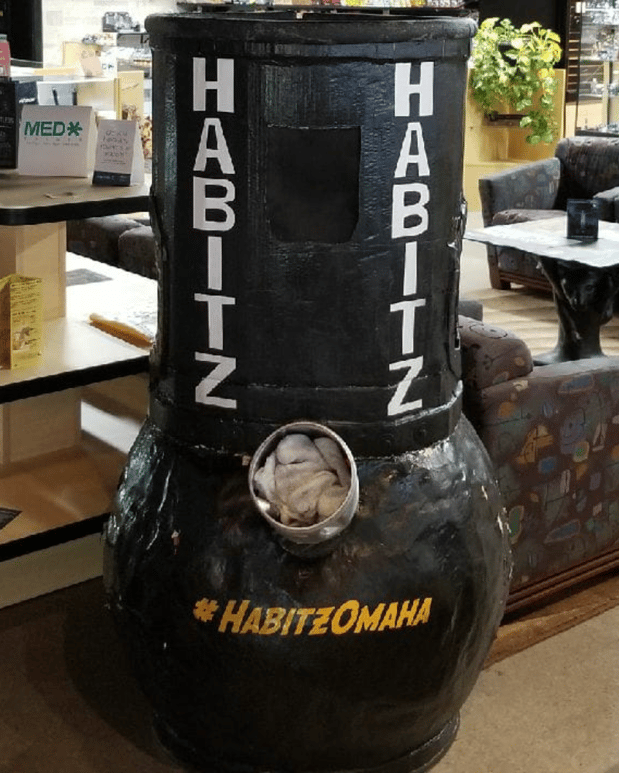 Images Habitz Glass & Goodies