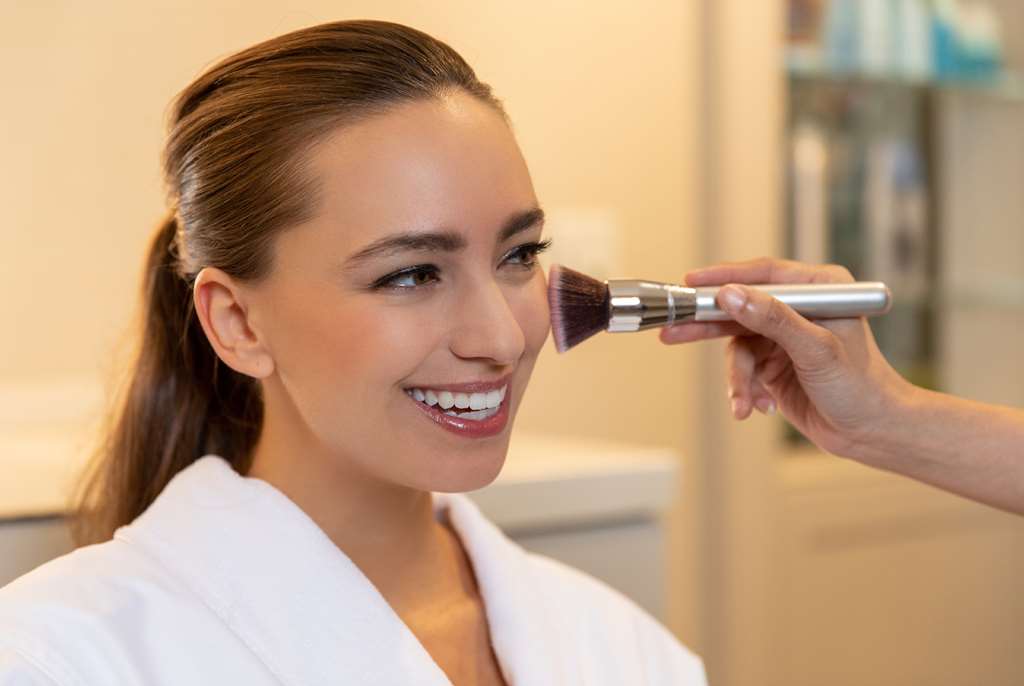 Royale Palms Condominiums