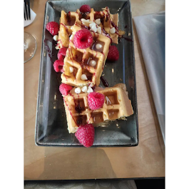 Images 1717 KITCHEN + COCKTAILS