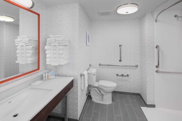 Images Hampton Inn Smithfield Selma