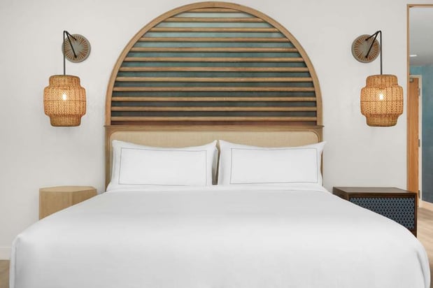 Images The Hiatus Clearwater Beach, Curio Collection by Hilton