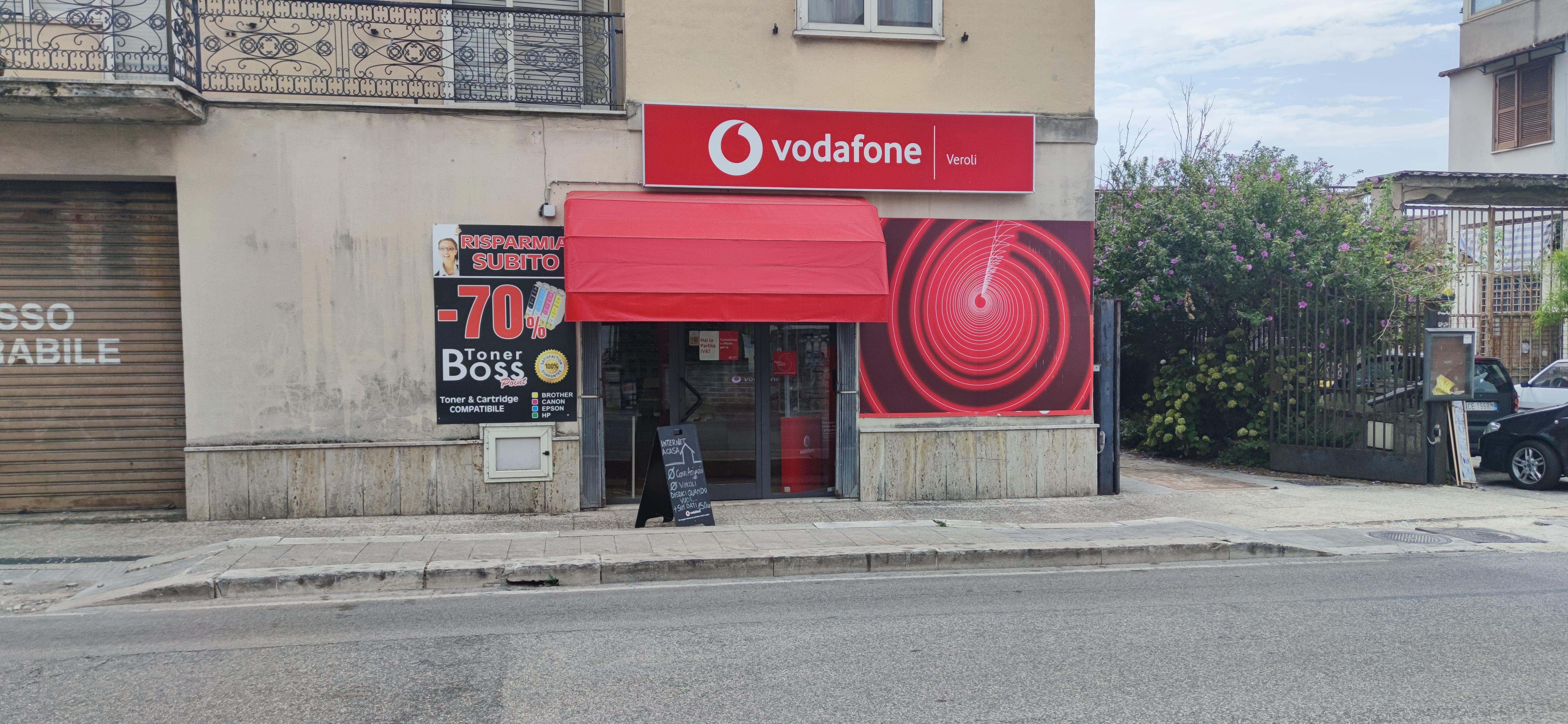 Buono regalo  da 100 euro con le offerte Vodafone casa (fino a  domenica)