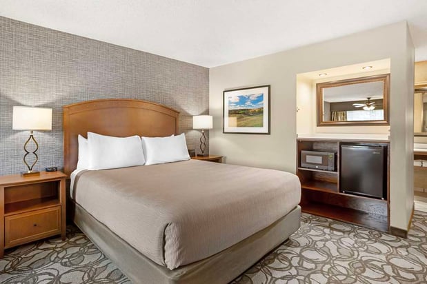 Images Best Western Plus Black Oak