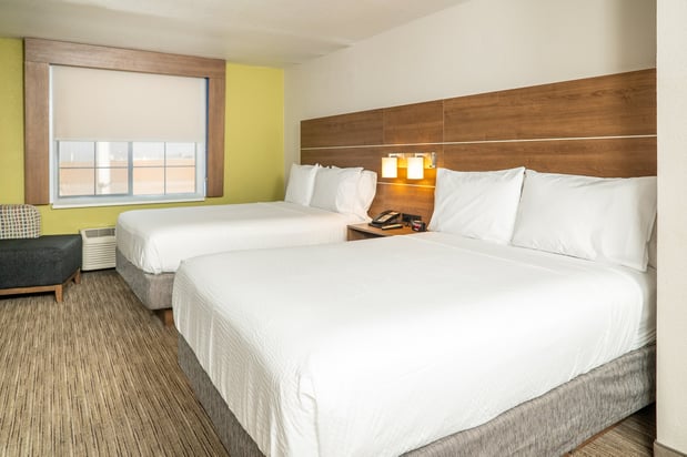 Images Holiday Inn Express & Suites Hesperia by IHG