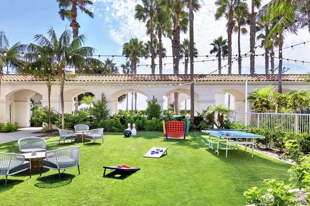 Images Hilton Garden Inn Carlsbad Beach