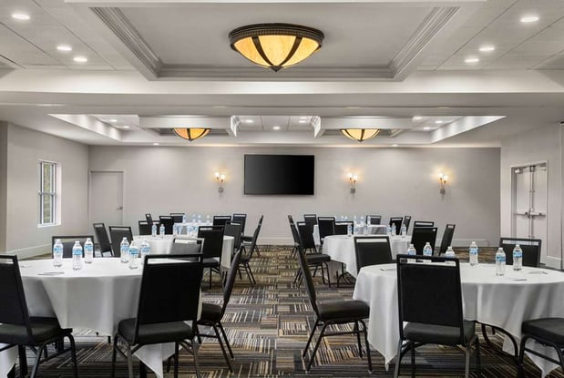 Images Homewood Suites by Hilton Richmond - Airport