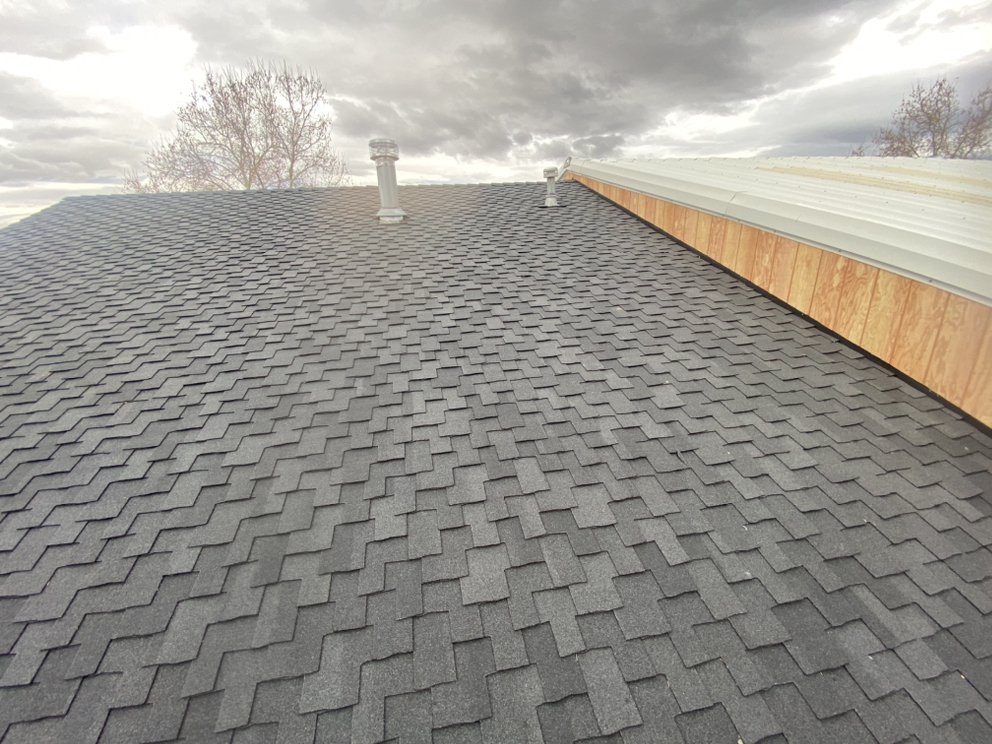 Manny's Metal Roofing Image