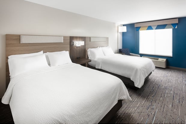 Images Holiday Inn Express Kearney by IHG