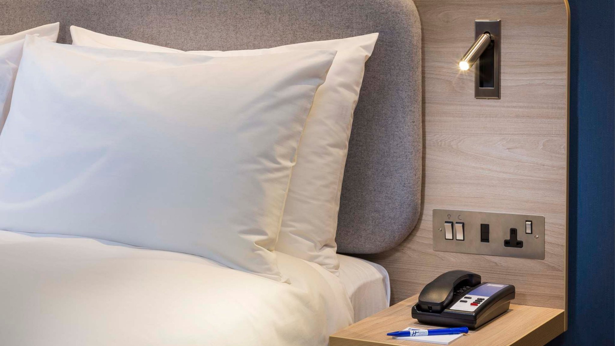 Images Holiday Inn Express Belfast City by IHG