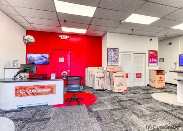 Images CubeSmart Self Storage