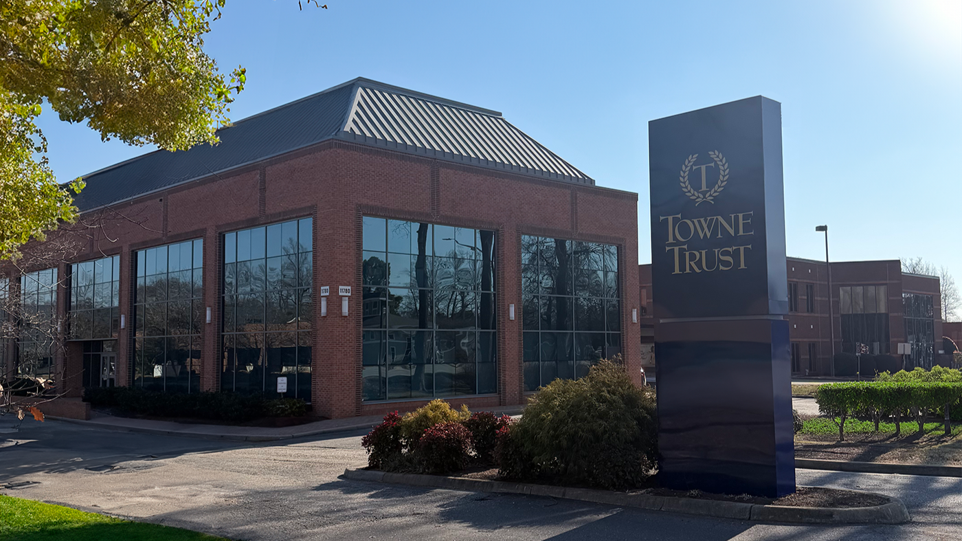 Exterior of Towne Trust in Newport News, Virginia.
