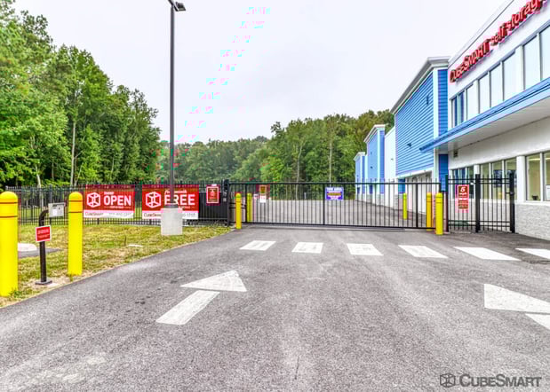 Images CubeSmart Self Storage