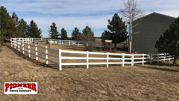 Images Pioneer Fence & Deck Co