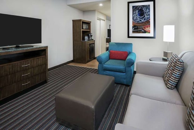 Images Hilton Garden Inn San Antonio At The Rim