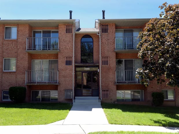 Images Lawyers Hill Apartments