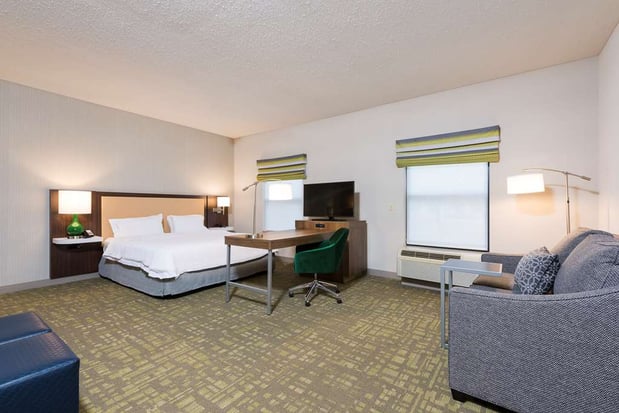 Images Hampton Inn & Suites East Lansing/Okemos