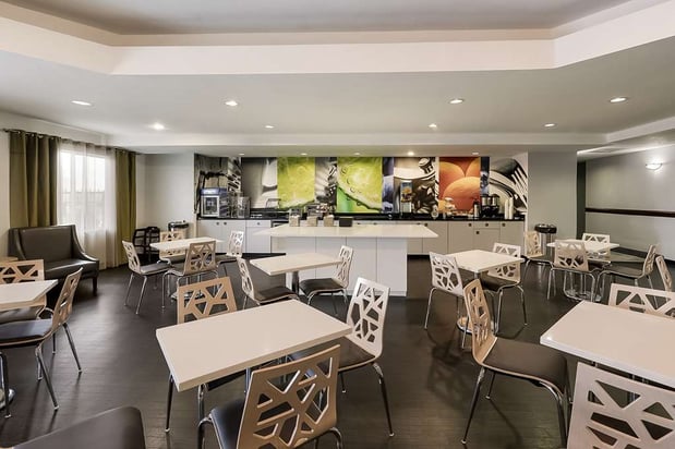 Images Best Western Douglas Inn & Suites