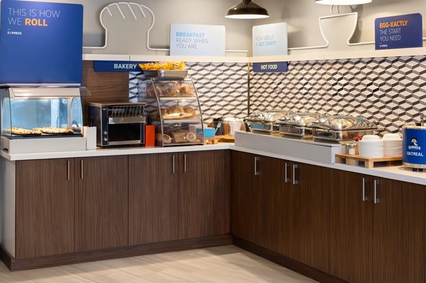 Images Holiday Inn Express & Suites Brattleboro by IHG