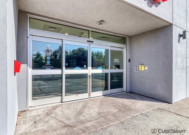 Images CubeSmart Self Storage