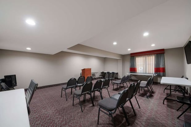 Images SureStay Plus by Best Western San Antonio North