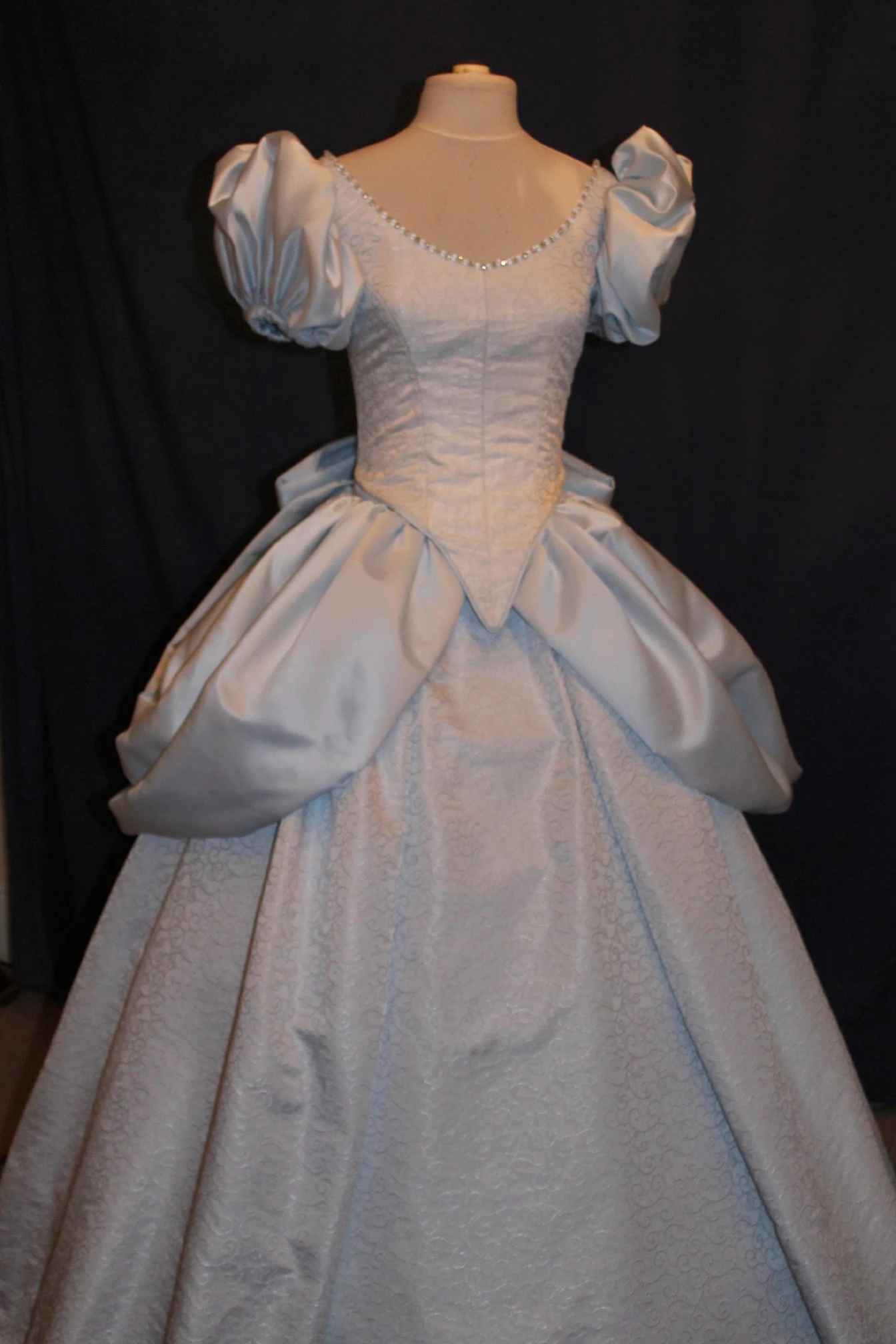 Images Caroline Mirfin