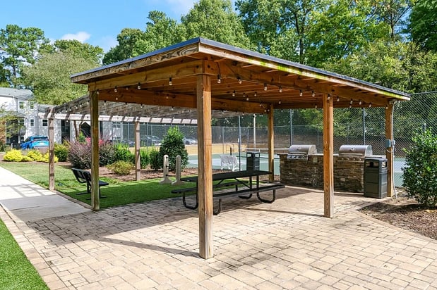 Images Trinity at the Hill