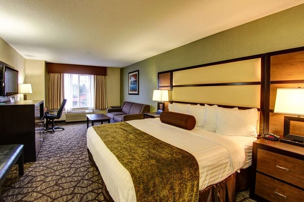 Images Best Western Plus Vancouver Mall Dr. Hotel & Suites