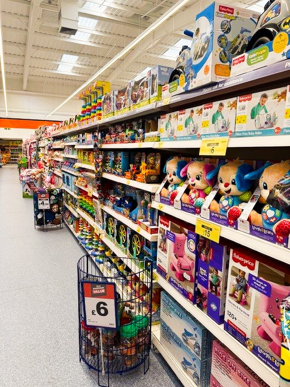Images B&M Store with Garden Centre