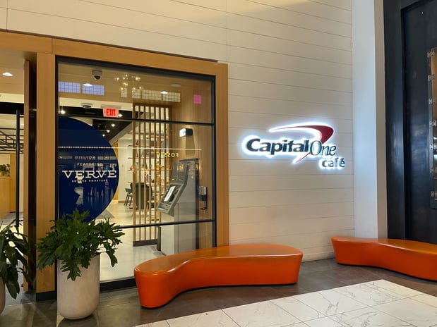 Images Capital One Café