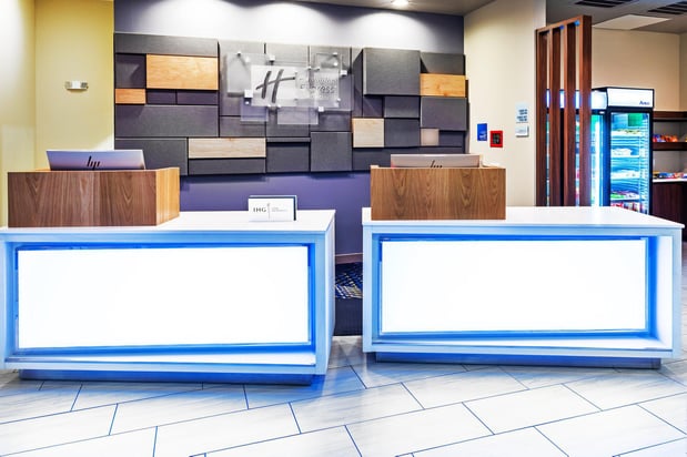 Images Holiday Inn Express & Suites Houston - Downtown North by IHG