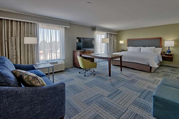 Images Hampton Inn & Suites Las Cruces I-10