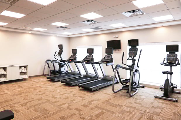 Images Holiday Inn Express & Suites Houston IAH - Beltway 8 by IHG