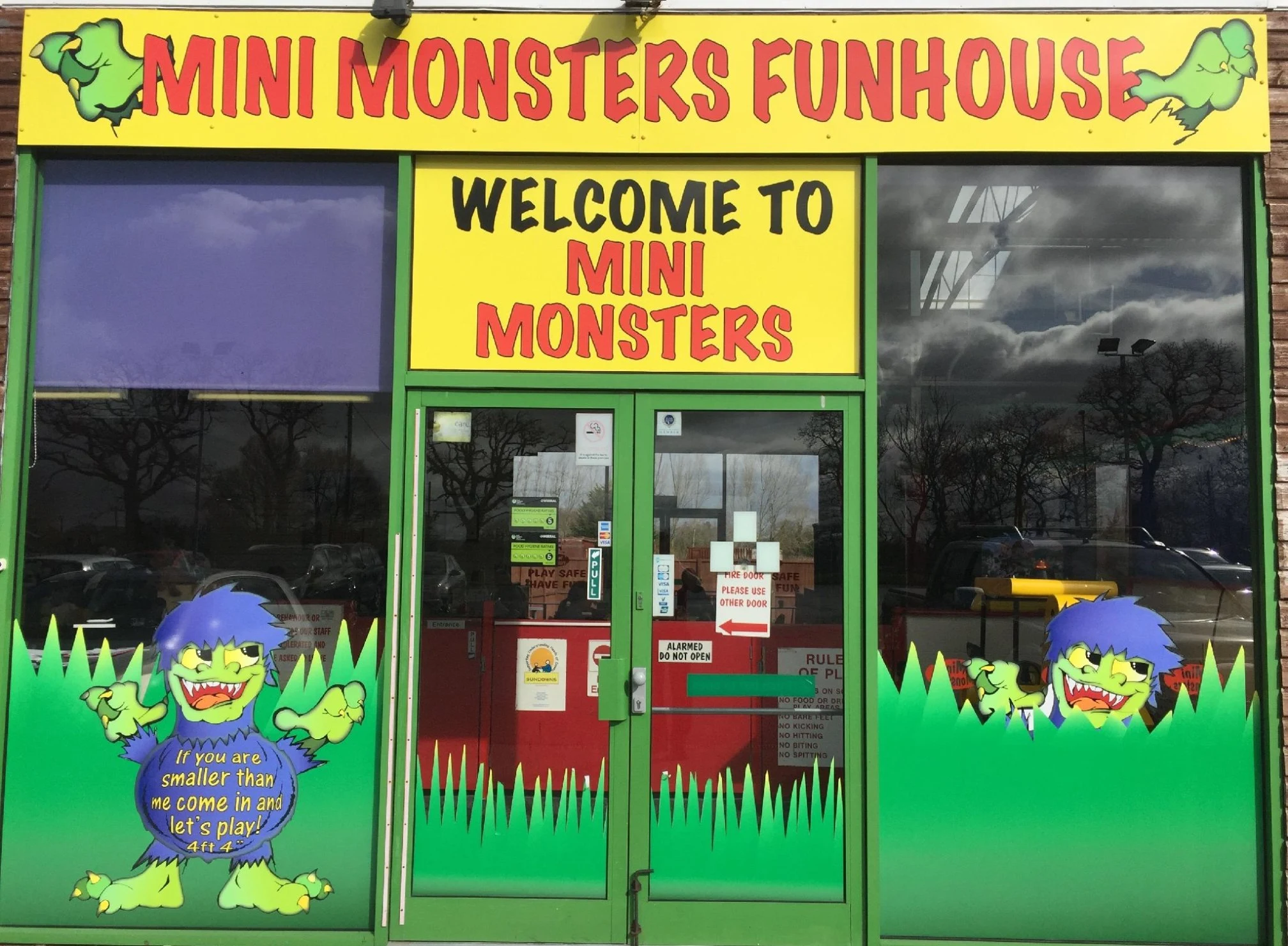 Images Mini Monsters Fun House