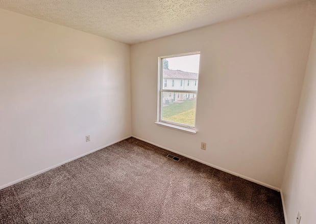 Images Madison Grove Townhomes