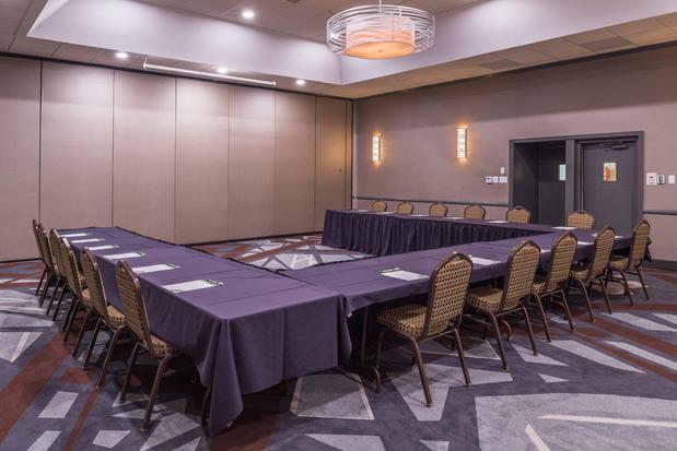 Images Holiday Inn Auburn-Finger Lakes Region by IHG