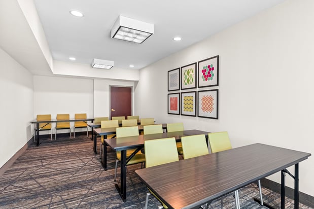 Images Holiday Inn Express & Suites Austin SW - Sunset Valley by IHG