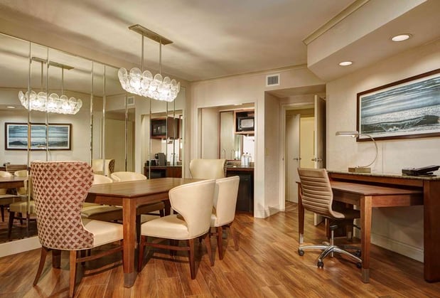 Images Embassy Suites by Hilton San Diego La Jolla