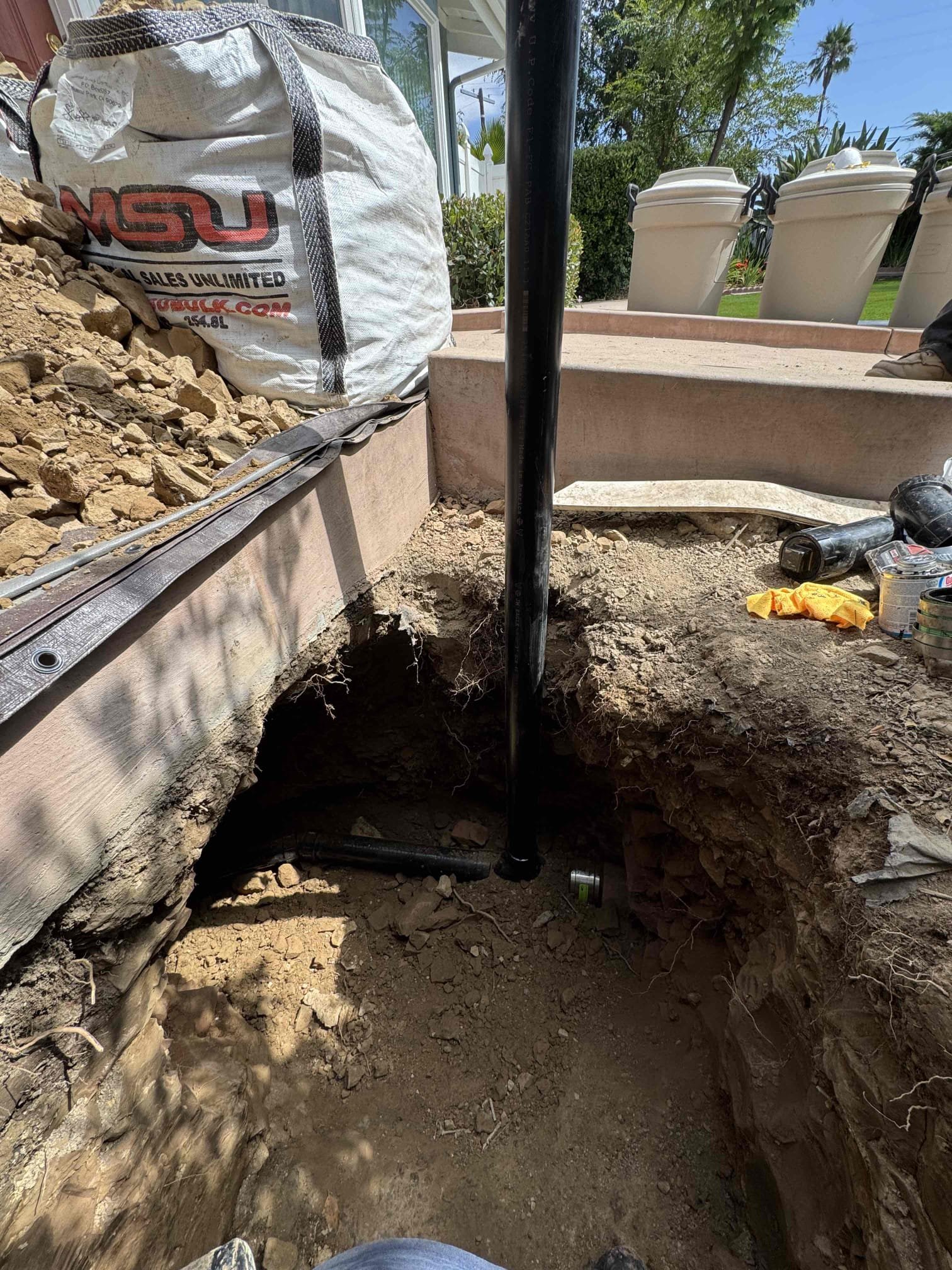 Plumbing Problem? Call Team Rooter , we are available 24/7 - proudly servicing Southern California. 