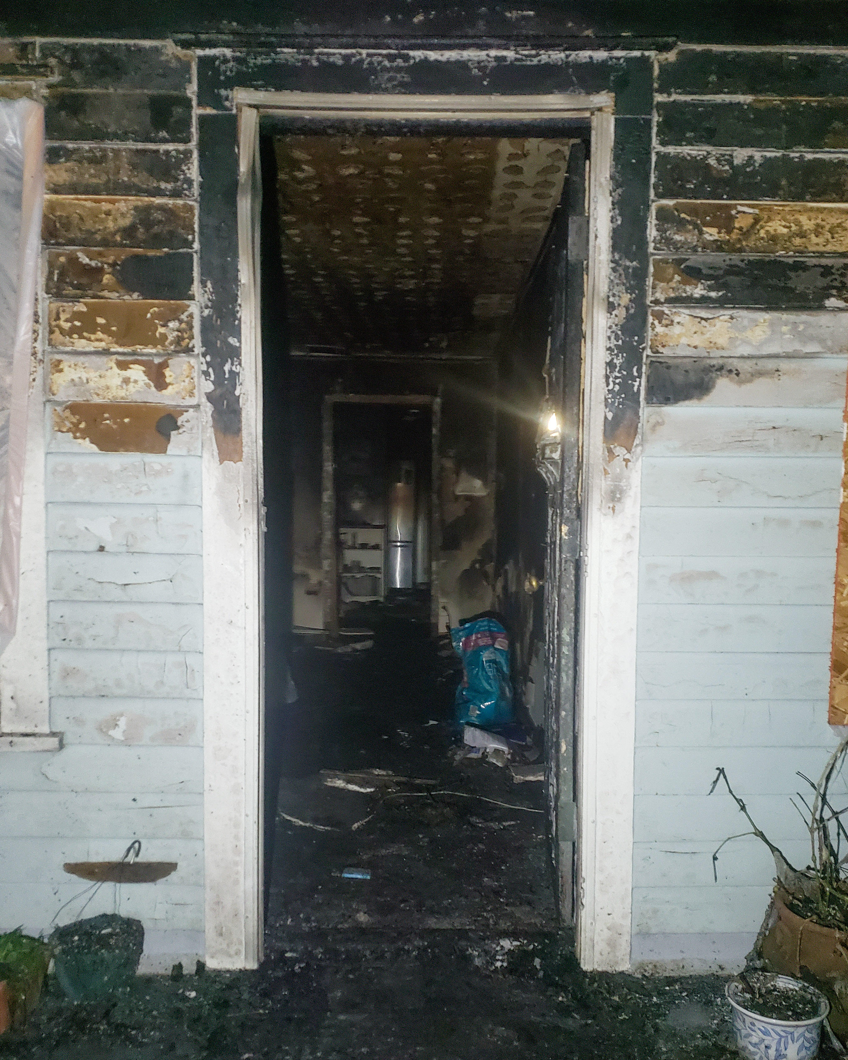 Our SERVPRO of Seattle Northwest team is here to assist you with a complete and safe fire damage restoration process after an unforeseen fire in your Broadview, WA home or business. Give us a call!