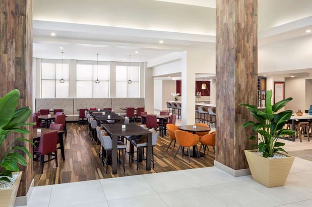 Images Hilton Garden Inn Miami Airport West