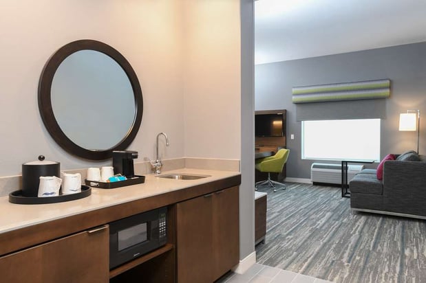 Images Hampton Inn & Suites Cincinnati Liberty Township