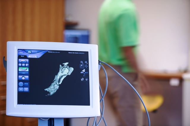 Dr. med. dent. Smayra-Notz Walid, Eichfeldstrasse 3 in Jona