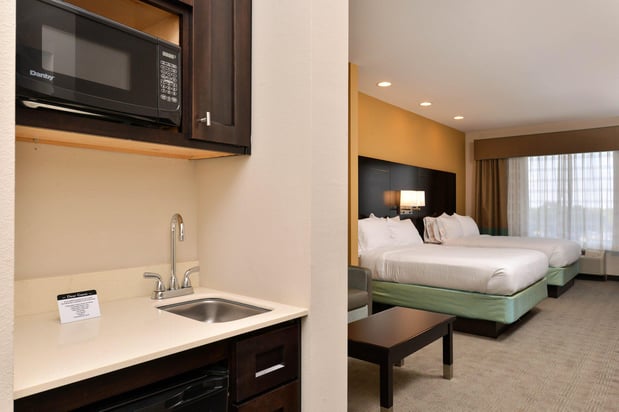 Images Holiday Inn Express & Suites Austin South by IHG