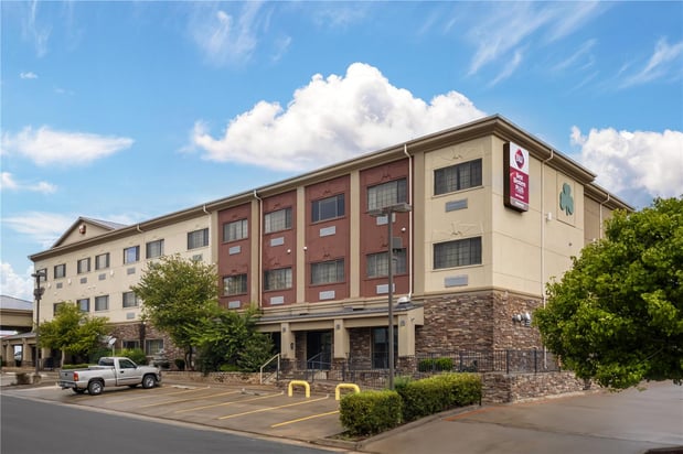 Images Best Western Plus Shamrock Inn & Suites