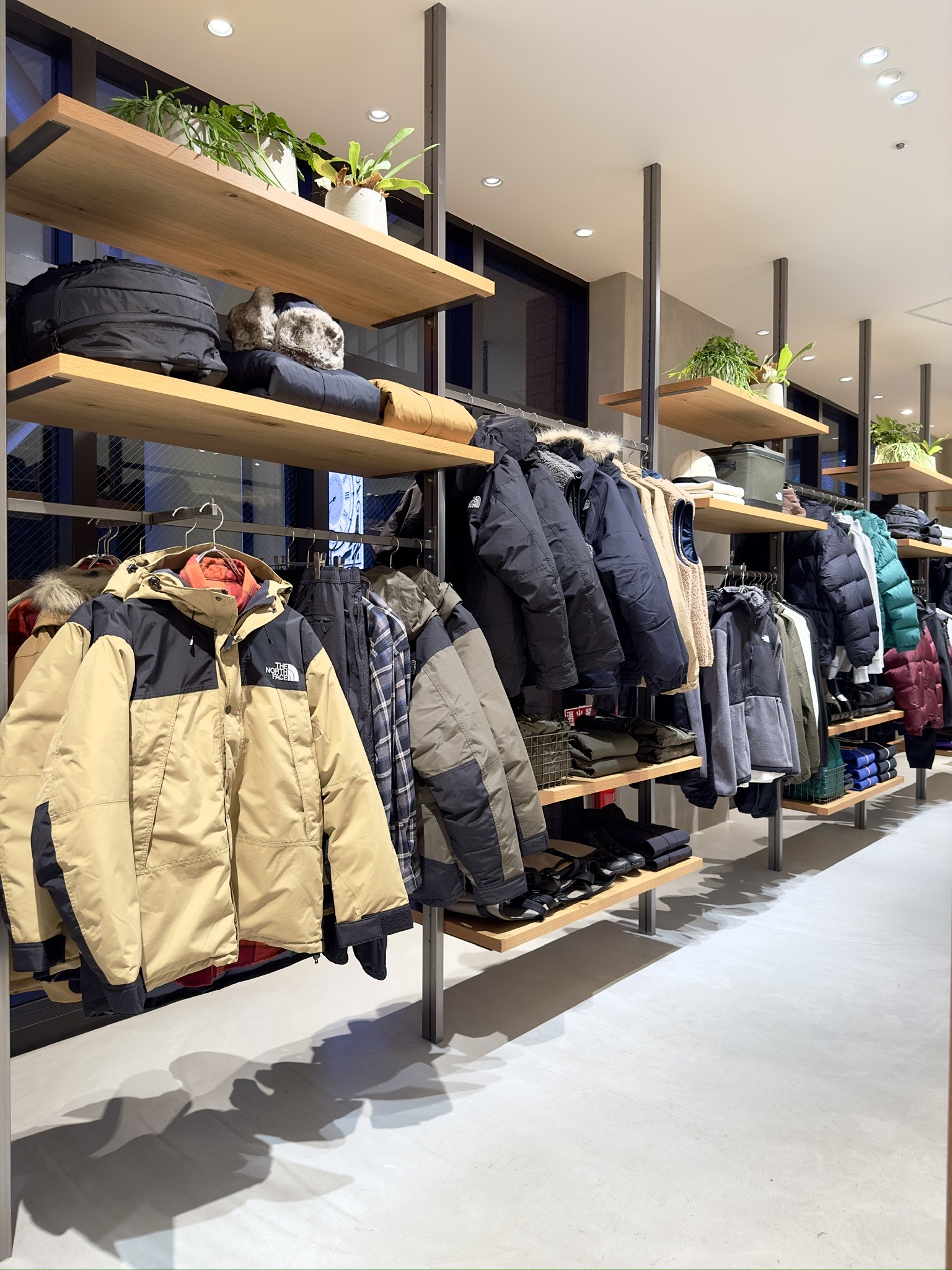 Images THE NORTH FACE+ (ザ・ノース・フェイス プラス) アミュプラザ長崎